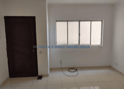 1114 - Apartamento Padrão 2 Dormitórios, 1 WC , 1 Vaga
