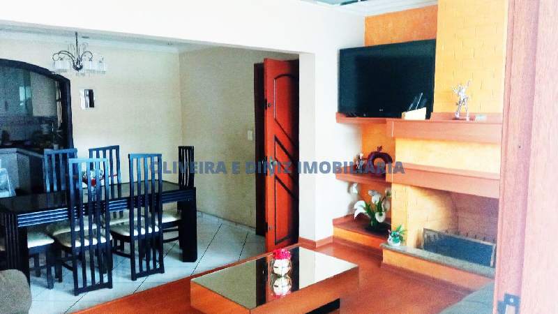 2272 - Sobrado todo reformado em Osasco, ótimo local