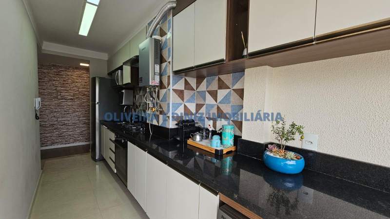 2310 - Apartamento em Osasco, bairro Jardim Roberto, 50m²
