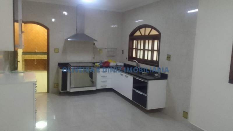 2261 - Sobrado em Osasco, bairro Jardim das Flores, espaçoso