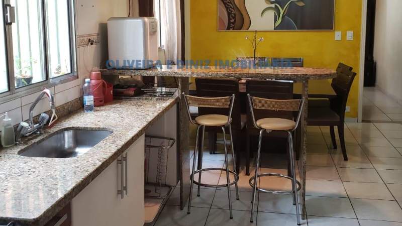 1189 - Sobrado c/4 Pavimentos Aceita Permuta Apto em Osasco