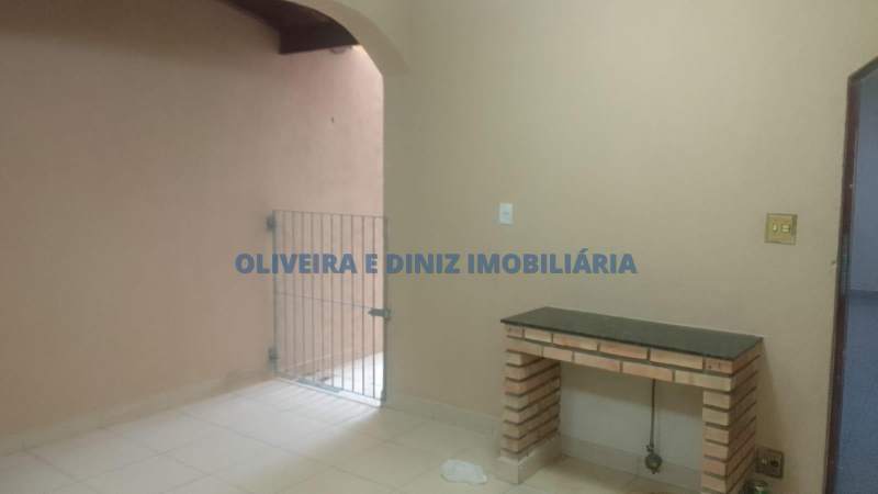 2261 - Sobrado em Osasco, bairro Jardim das Flores, espaçoso