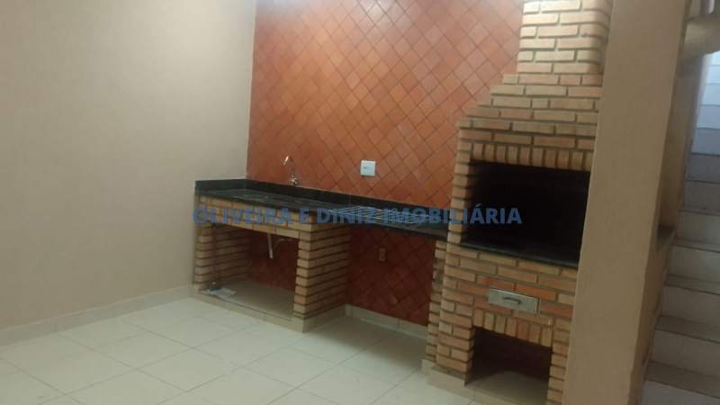 2261 - Sobrado em Osasco, bairro Jardim das Flores, espaçoso