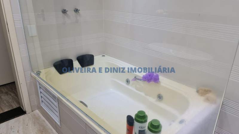 2240 - Condominio Fechado Granja Viana - Lindissima Casa