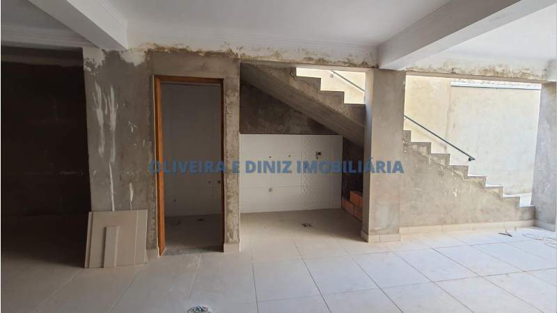 2286 - Sobrado novo em Osasco, no bairro Bela Vista, 185m²