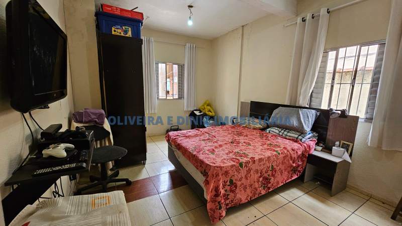 2309 - Sobrado no bairro Quitaúna, em Osasco,174m²,4 quartos