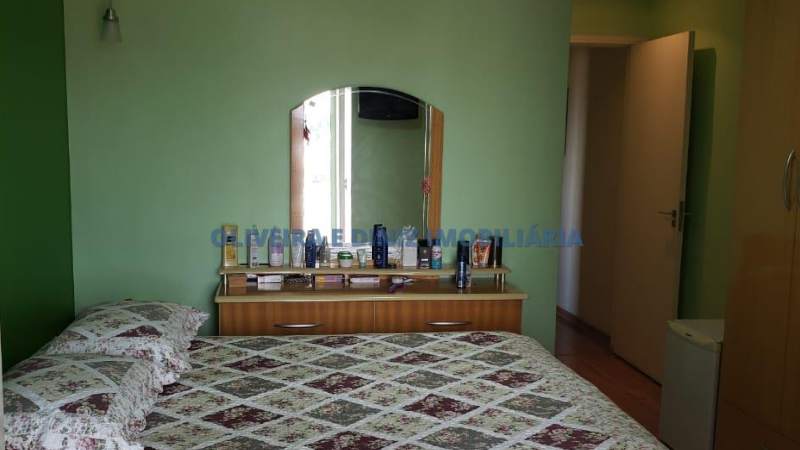 1189 - Sobrado c/4 Pavimentos Aceita Permuta Apto em Osasco