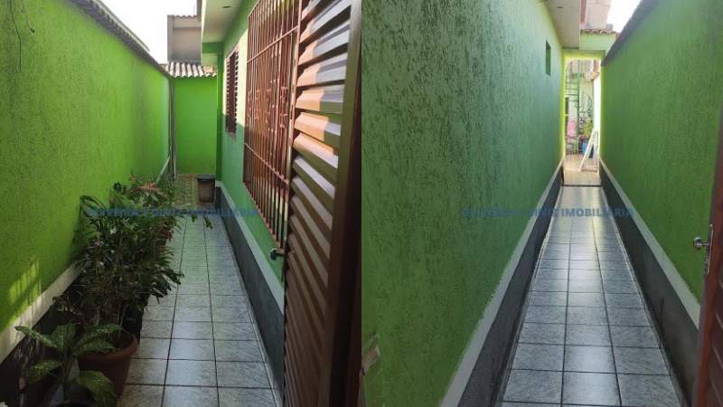 1122 - Casa com 2 Dormitorios, 1 Suite, 1 Banheiro,4 Vagas