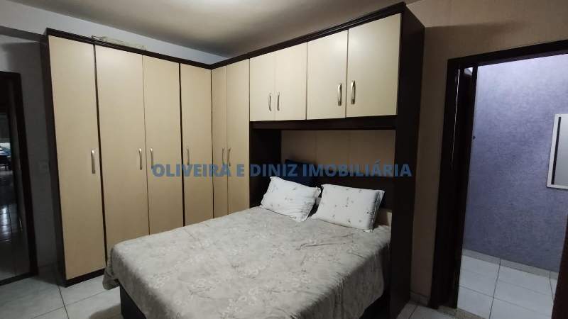 2305 - Sobrado em Osasco, bairro Jardim Elvira, 204,81m²