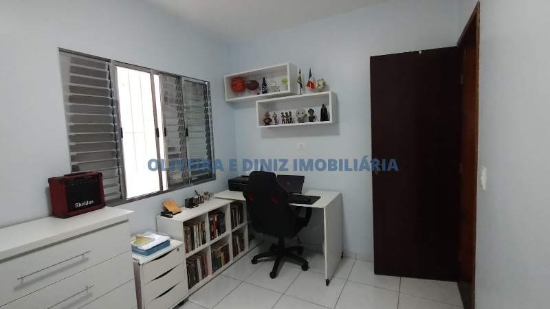 2305 - Sobrado em Osasco, bairro Jardim Elvira, 204,81m²