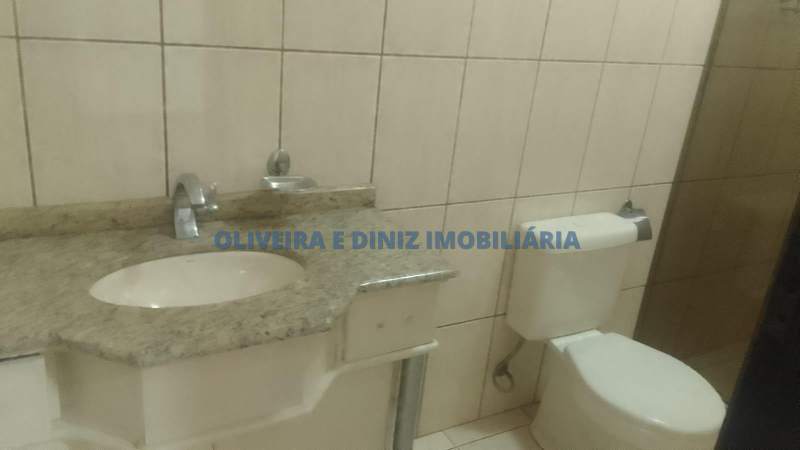 2261 - Sobrado em Osasco, bairro Jardim das Flores, espaçoso