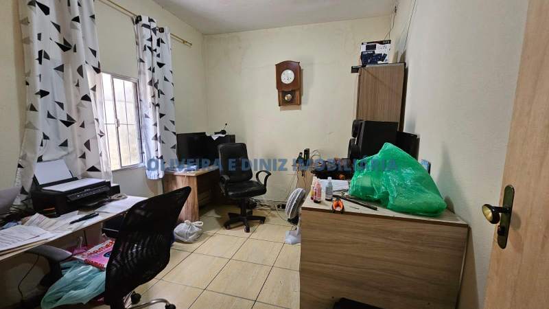 2309 - Sobrado no bairro Quitaúna, em Osasco,174m²,4 quartos