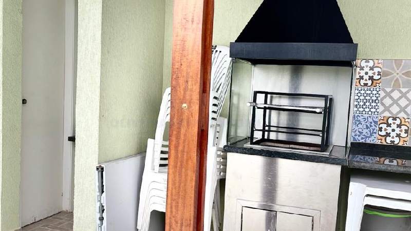 2367 Sobrado em condomínio fechado, bairro Quitaúna, Osasco