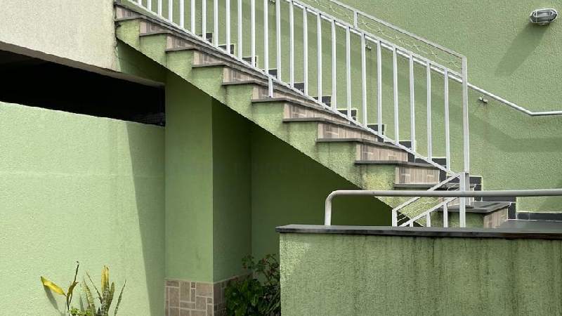 2367 Sobrado em condomínio fechado, bairro Quitaúna, Osasco