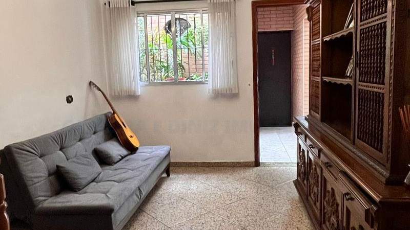 2365 Sobrado em Osasco, Km 18, excelente local, 157,50m²