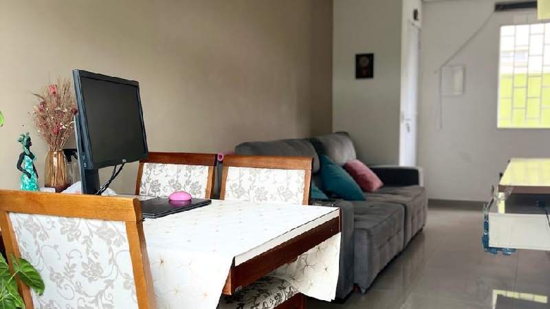 2367 Sobrado em condomínio fechado, bairro Quitaúna, Osasco