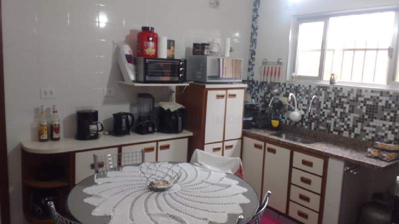 2378 Excelente Casa Assobradada à Venda no Bairro Pestana, Osasco