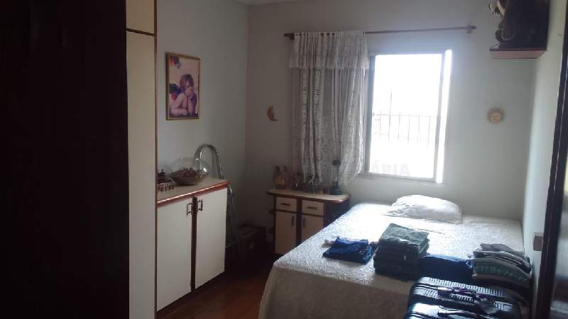 2378 Excelente Casa Assobradada à Venda no Bairro Pestana, Osasco