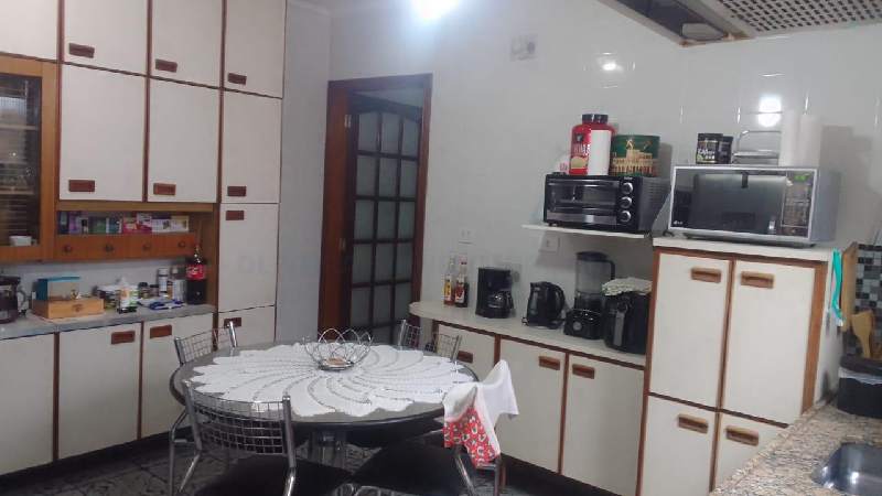 2378 Excelente Casa Assobradada à Venda no Bairro Pestana, Osasco