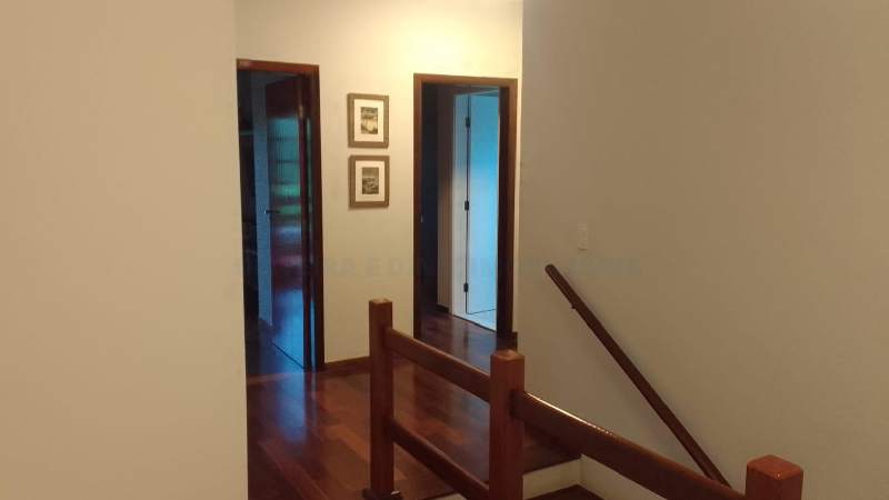 2380 Sobrado Exclusivo em Condomínio Fechado – Segurança