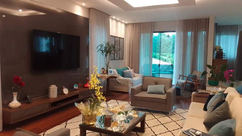 2380 Sobrado Exclusivo em Condomínio Fechado – Segurança