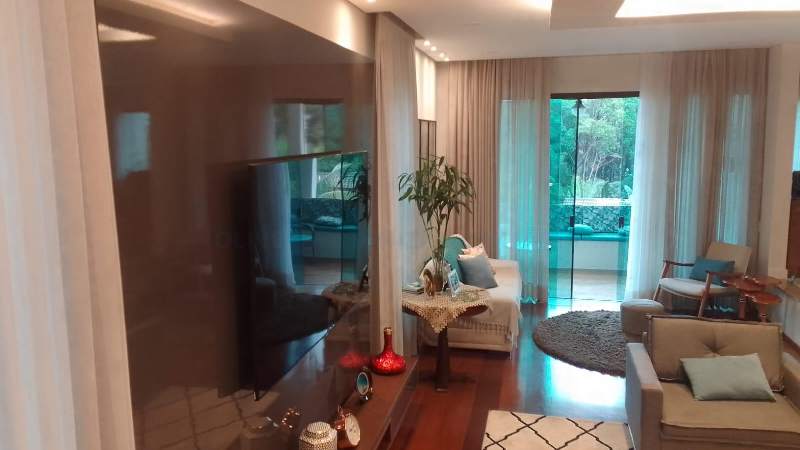 2380 Sobrado Exclusivo em Condomínio Fechado – Segurança