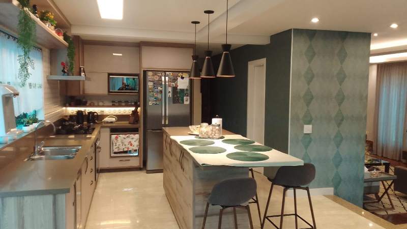 2380 Sobrado Exclusivo em Condomínio Fechado – Segurança