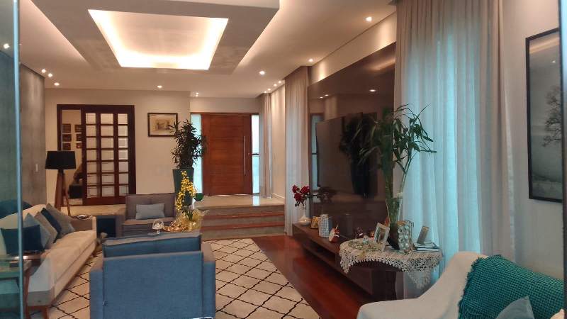 2380 Sobrado Exclusivo em Condomínio Fechado – Segurança