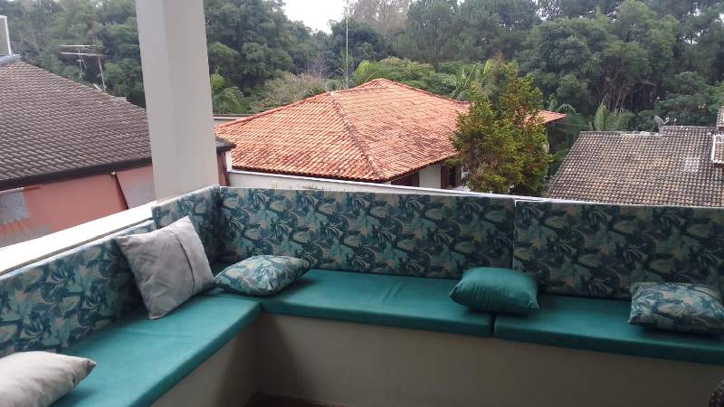 2380 Sobrado Exclusivo em Condomínio Fechado – Segurança