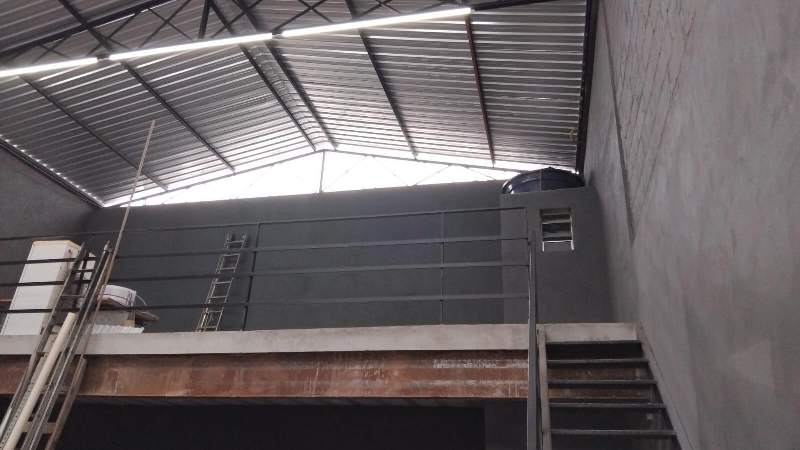2387 Galpão comercial novo, para locação, no bairro Km 18