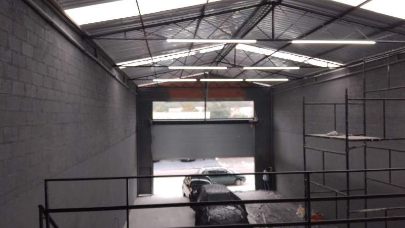 2387 Galpão comercial novo, para locação, no bairro Km 18