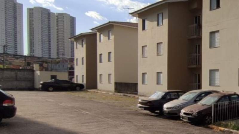 2384 Apartamento em Carapicuíba, no bairro Jardim Santa Tereza