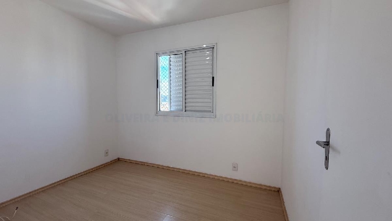 2399 Apartamento em Osasco, bairro Km 18, 2 quartos