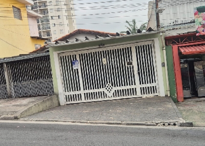 2412 Casa Linda, espaçosa com quintal Melhor opção da região