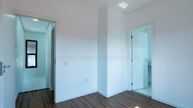 2403 Sobrado em condomínio fechado em Osasco, bairro Jardim