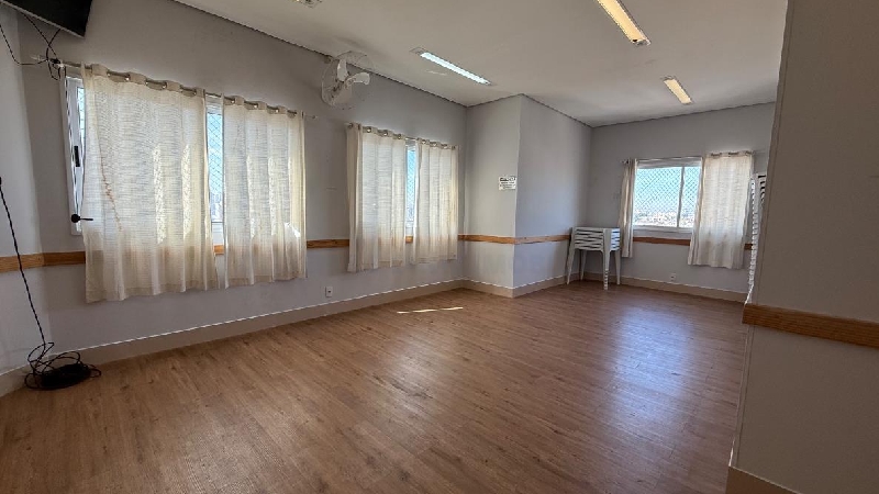 2399 Apartamento em Osasco, bairro Km 18, 2 quartos