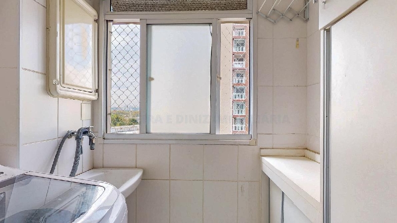 2404 Apartamento no bairro Jaguaré, 2 quartos, sendo 1 suíte