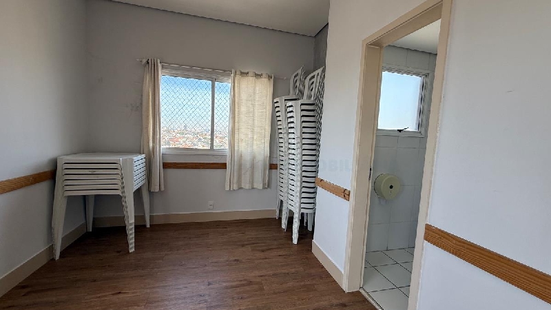 2399 Apartamento em Osasco, bairro Km 18, 2 quartos