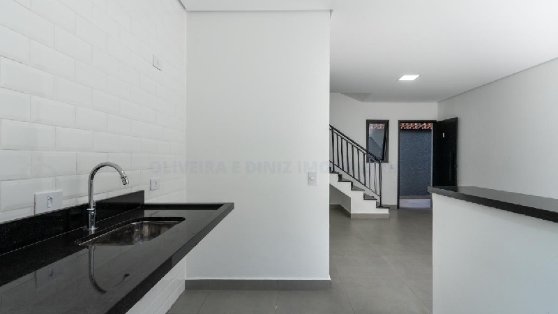 2402 Sobrado em condomínio fechado em Osasco, bairro Jardim