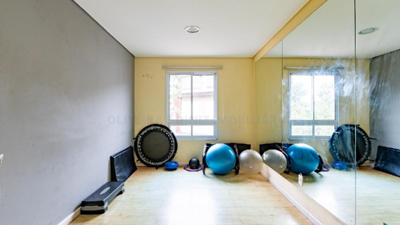 2404 Apartamento no bairro Jaguaré, 2 quartos, sendo 1 suíte