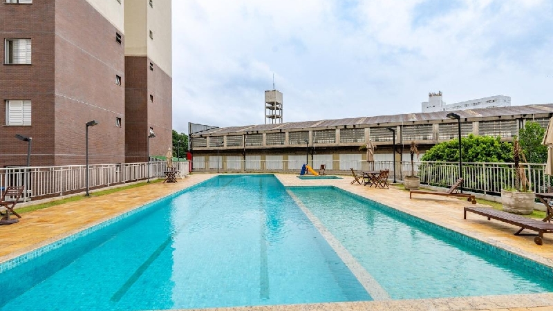 2404 Apartamento no bairro Jaguaré, 2 quartos, sendo 1 suíte