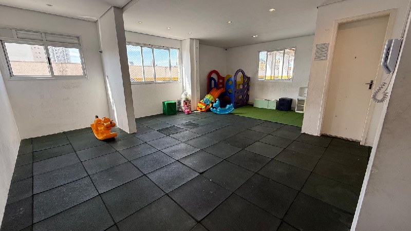 2399 Apartamento em Osasco, bairro Km 18, 2 quartos