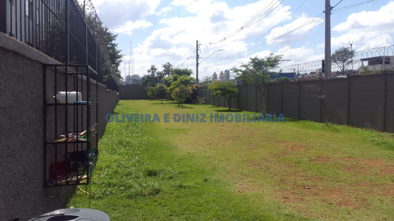 2312 Apartamento em Osasco, bairro Vila Yolanda, 44m²