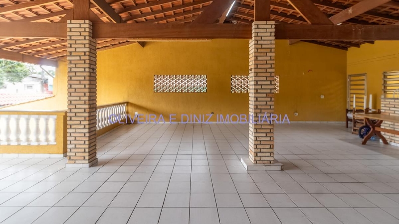 2447 Sobrado a venda no bairro Três Montanhas,Osasco, 225m²