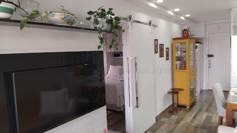 2443 Apartamento no melhor do Km 18, Osasco, 50m²