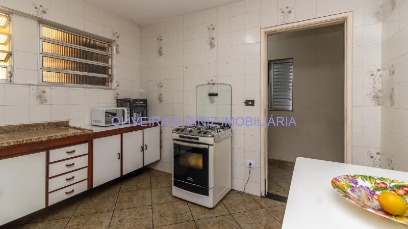 2447 Sobrado a venda no bairro Três Montanhas,Osasco, 225m²