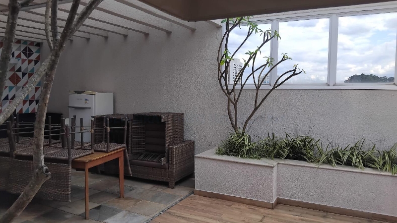 2443 Apartamento no melhor do Km 18, Osasco, 50m²