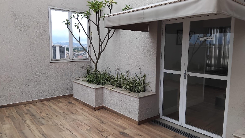 2443 Apartamento no melhor do Km 18, Osasco, 50m²